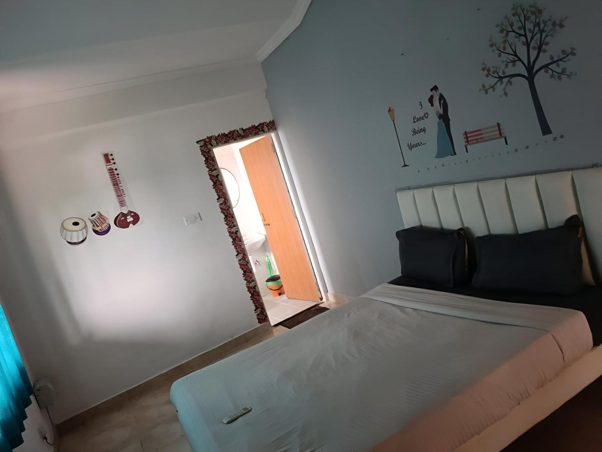 Ronne'S Little Baga Service Apartments ภายนอก รูปภาพ